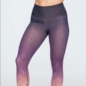 ARX Lab AR 33 Sz M Ombre  Chevron Inspired High Rise Sheen Shiny Slick Leggings